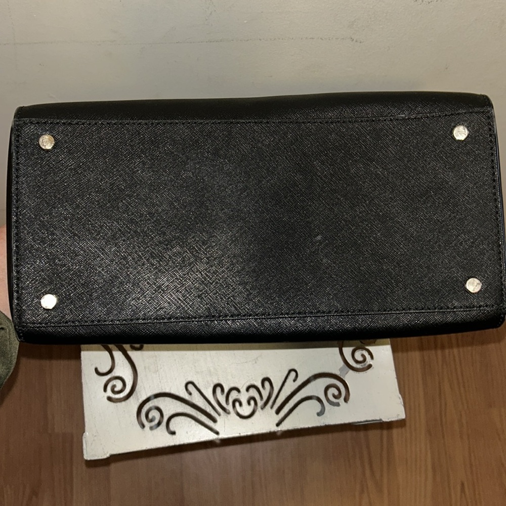 Kate Spade Reiley - Picture 6 of 6